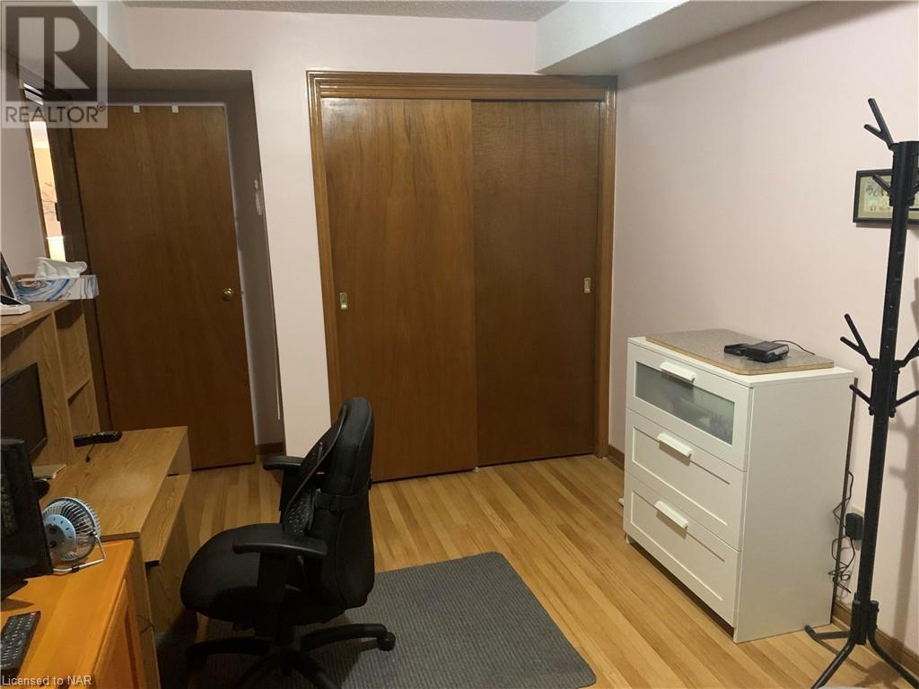 5222 Portage Road Unit# 202, Niagara Falls, Ontario  L2E 6B6 - Photo 22 - 40623644