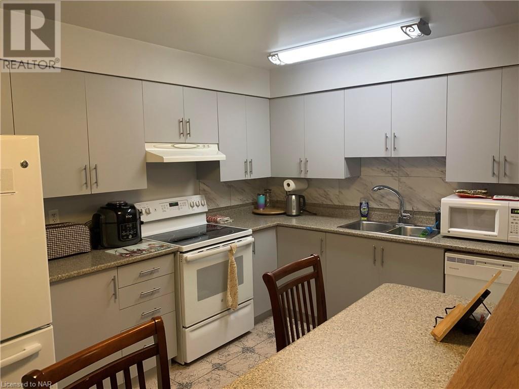 5222 Portage Road Unit# 202, Niagara Falls, Ontario  L2E 6B6 - Photo 6 - 40623644