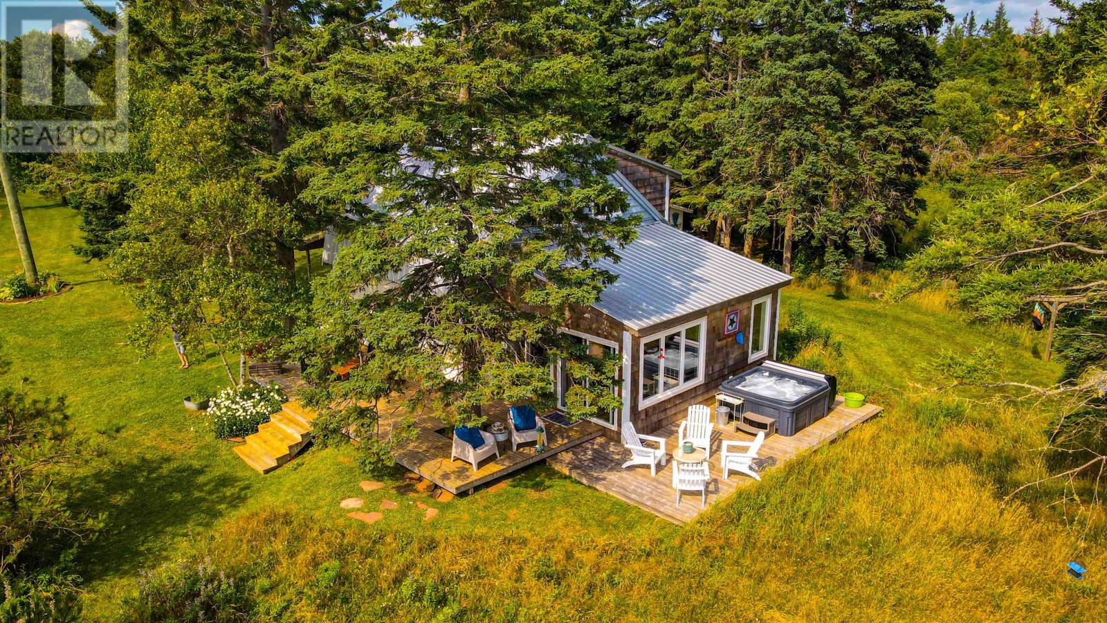 136 Littoral Lane, Wood Islands, Prince Edward Island  C0A 1B0 - Photo 3 - 202418292