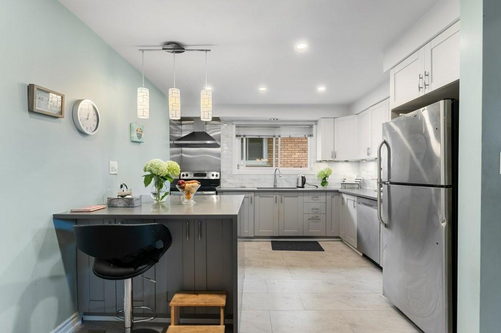 Image of property at 61 NAPOLI Drive