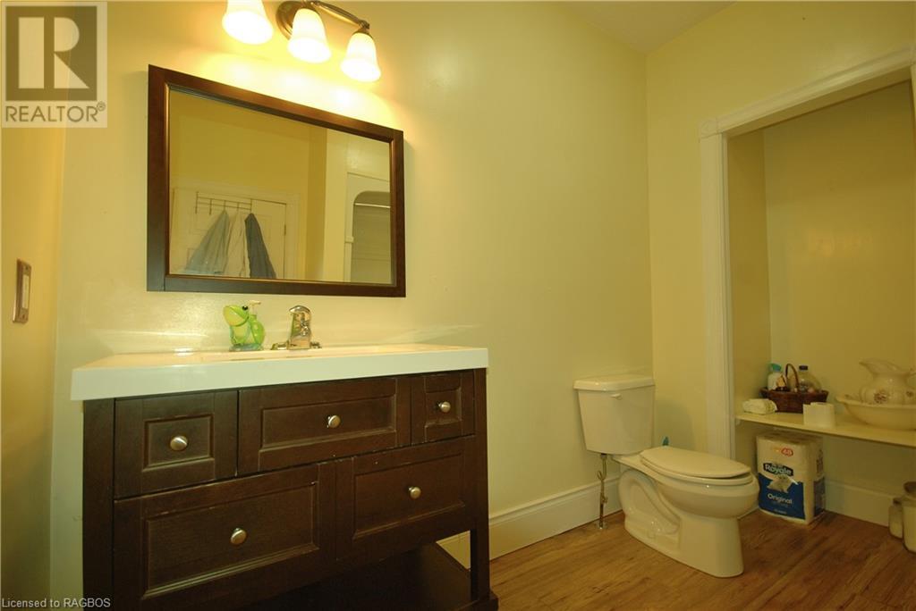 412 Goderich St, Port Elgin, Ontario  N0H 2C1 - Photo 20 - 40627162