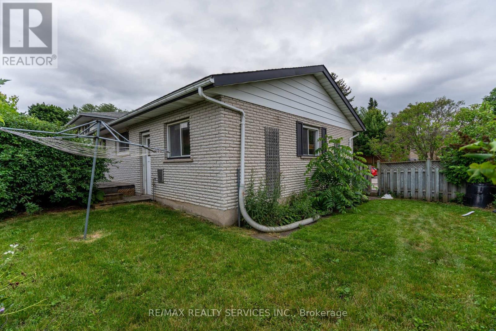 560 Highpoint Avenue, Waterloo, Ontario  N2L 4N1 - Photo 39 - X9233299