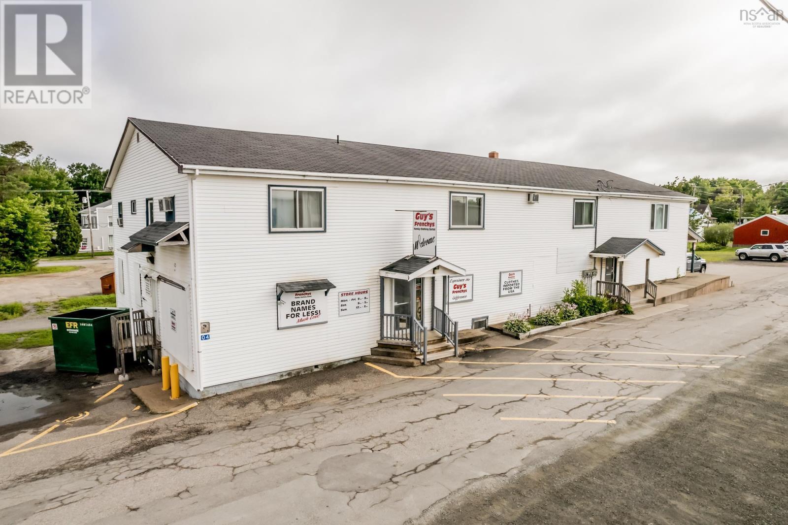 104 Front Street, Berwick, Nova Scotia  B0P 1E0 - Photo 2 - 202418314