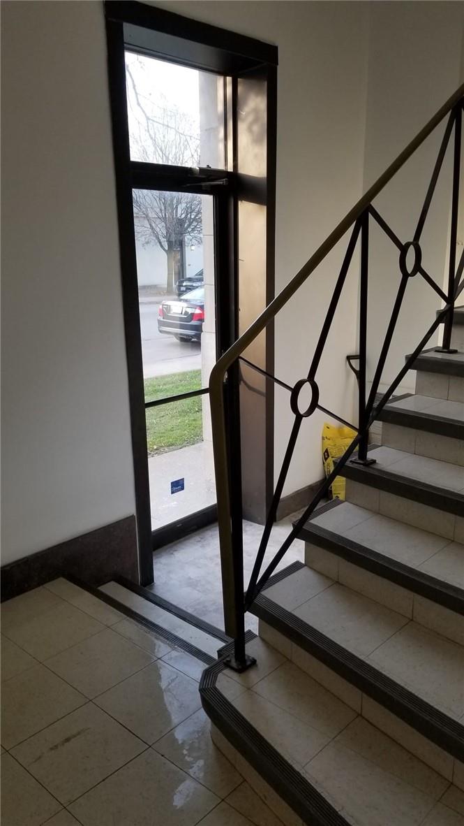 4365 Queen Street, Unit #lower, Niagara Falls, Ontario  L2E 2K9 - Photo 2 - H4194277