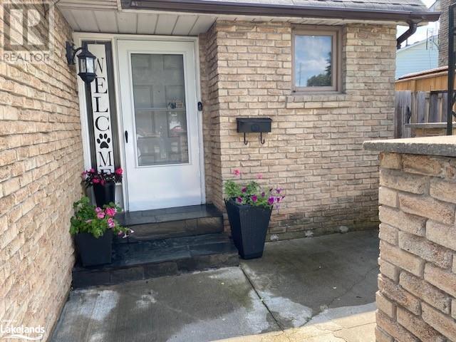 117 Beech Street, Brampton, Ontario L6V 2Z2 - Photo 2 - 40621961