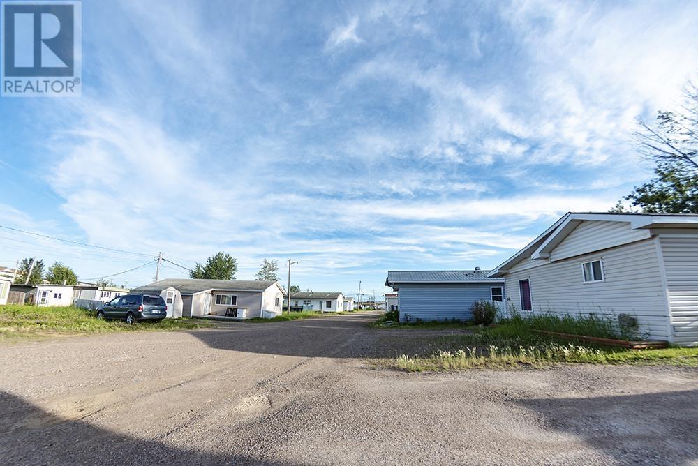 4603 S 50 Avenue, Fort Nelson, British Columbia  V0C 1R0 - Photo 10 - C8061886