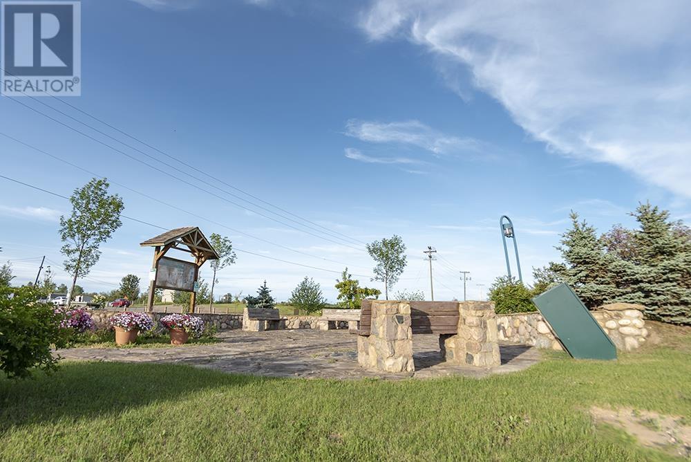4603 S 50 Avenue, Fort Nelson, British Columbia  V0C 1R0 - Photo 15 - C8061886
