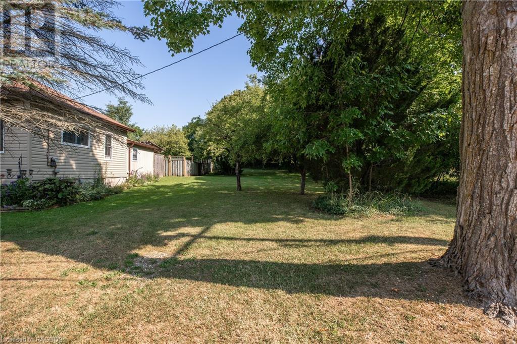 160 Division Street, Wiarton, Ontario  N0H 2T0 - Photo 3 - 40625269