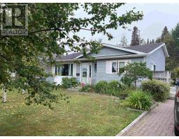 19 Lloyd Irwin ST, marathon, Ontario