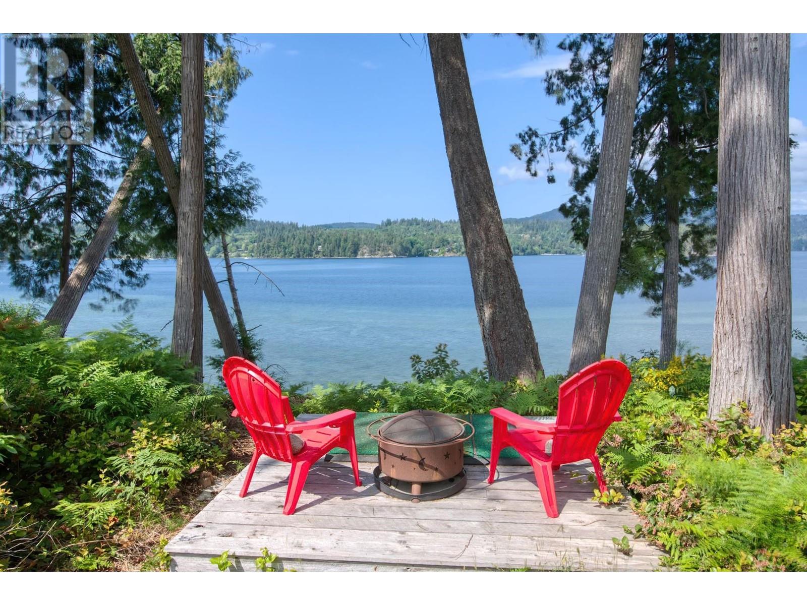 6109 Sechelt Inlet Road, Sechelt, British Columbia  V7Z 0P5 - Photo 1 - R2910831