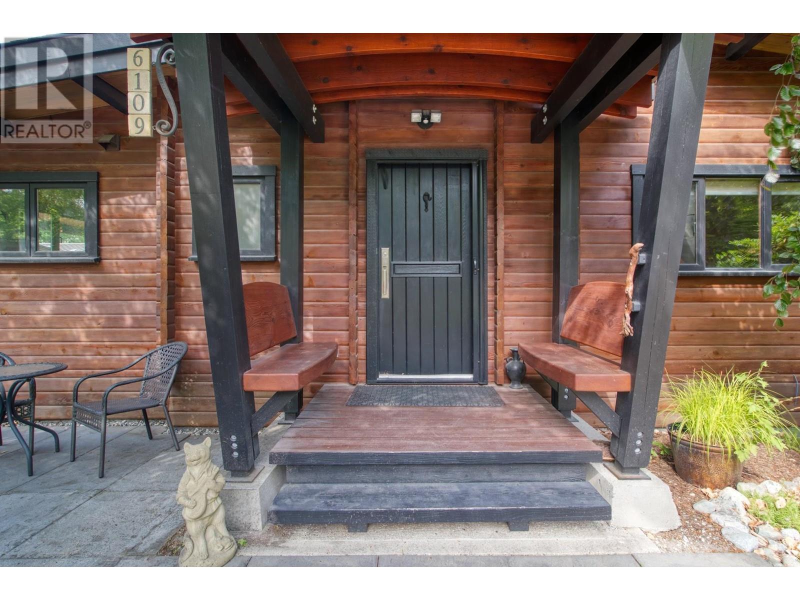 6109 Sechelt Inlet Road, Sechelt, British Columbia  V7Z 0P5 - Photo 13 - R2910831