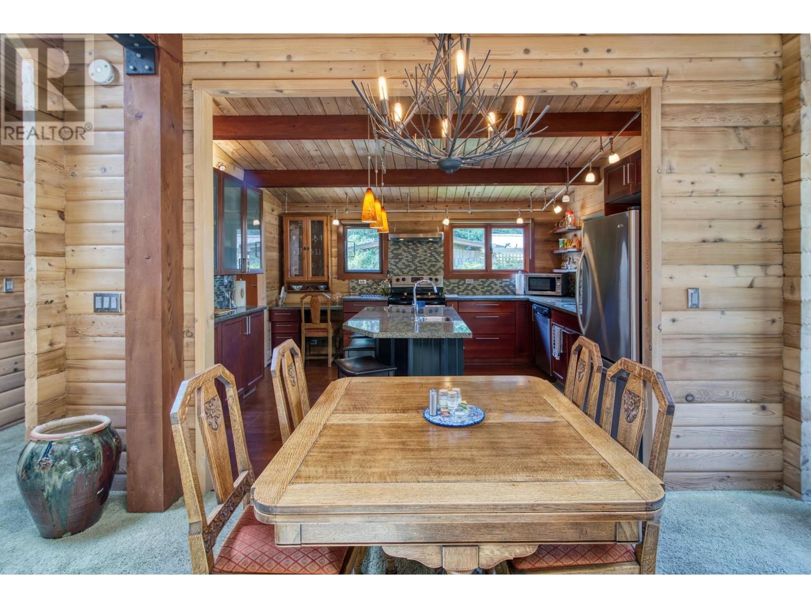 6109 Sechelt Inlet Road, Sechelt, British Columbia  V7Z 0P5 - Photo 18 - R2910831