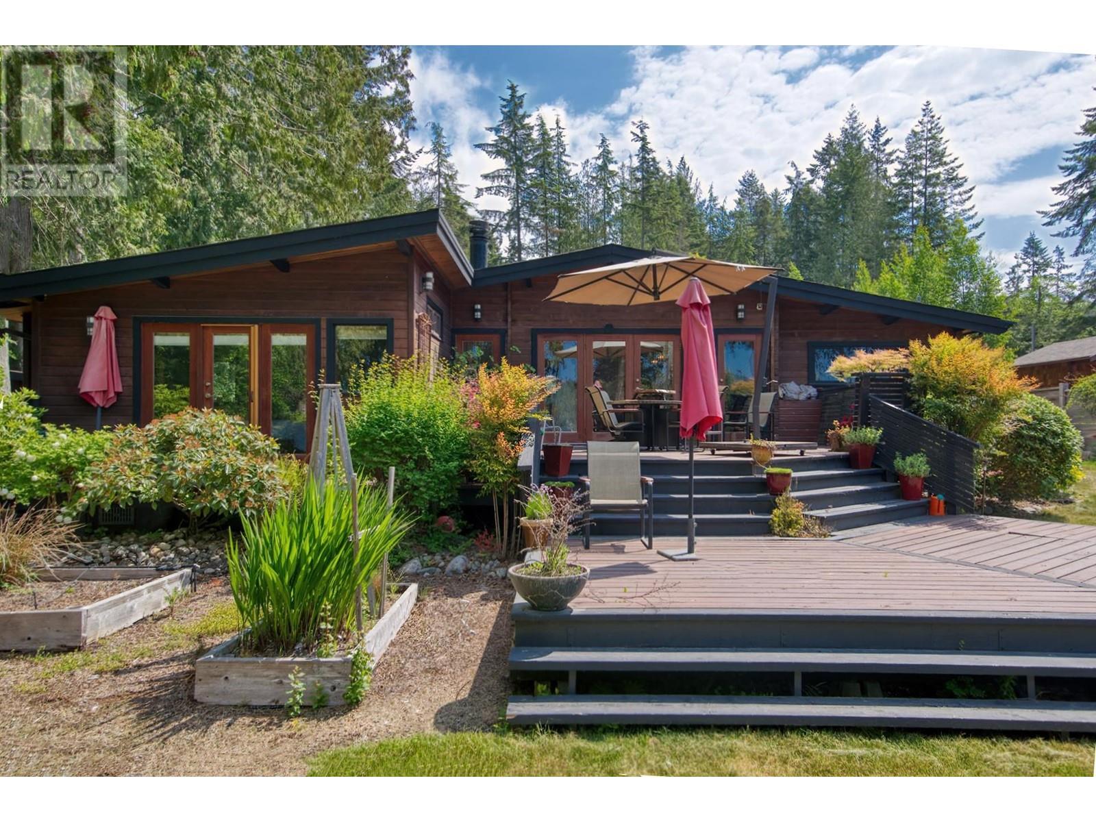 6109 Sechelt Inlet Road, Sechelt, British Columbia  V7Z 0P5 - Photo 3 - R2910831