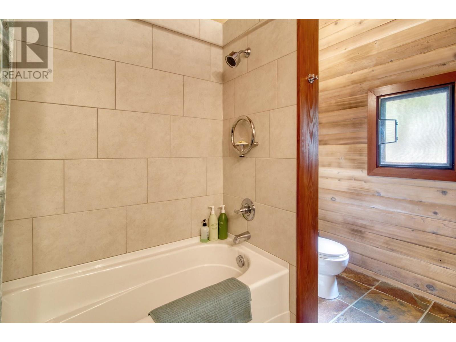 6109 Sechelt Inlet Road, Sechelt, British Columbia  V7Z 0P5 - Photo 30 - R2910831