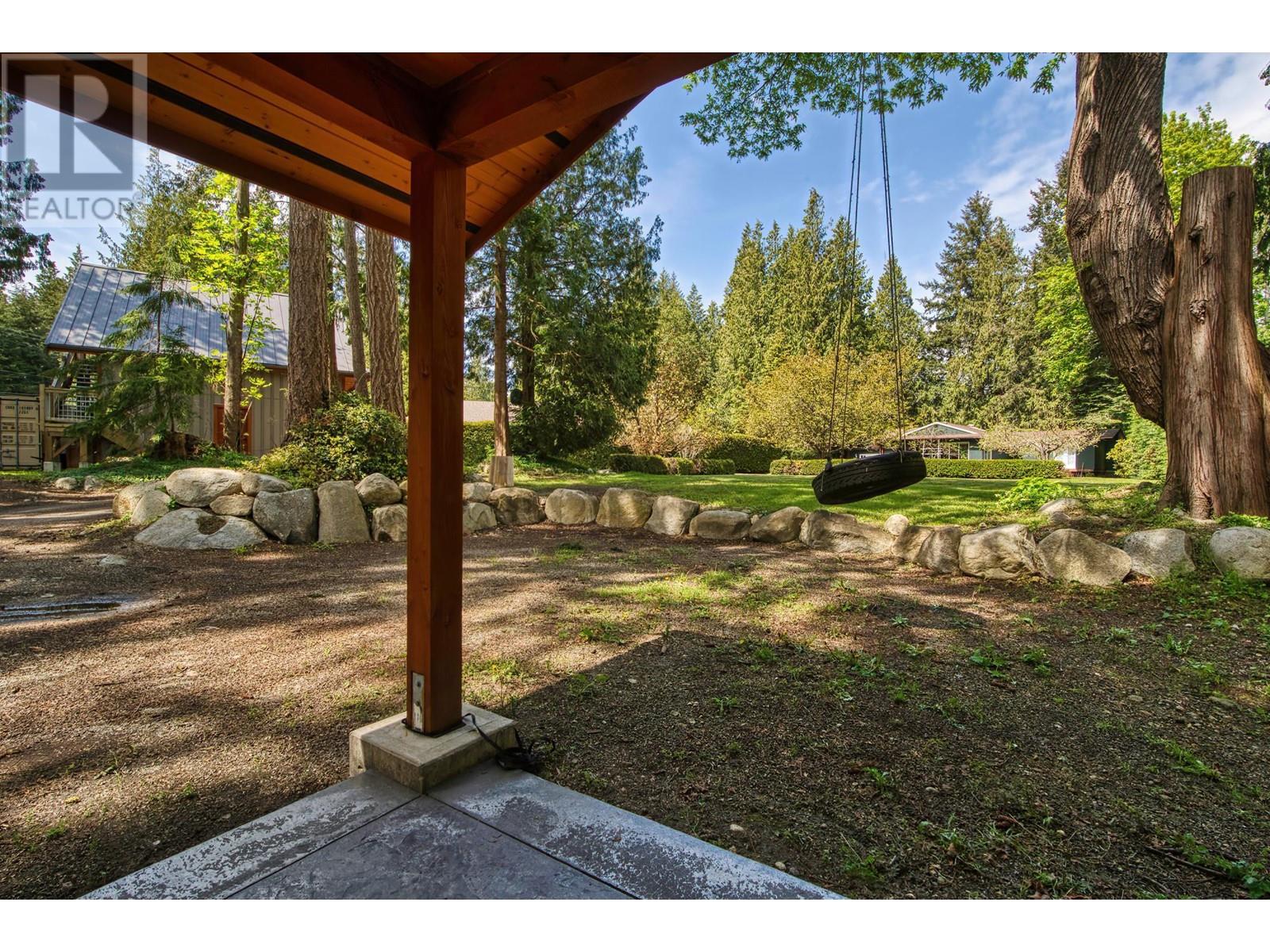7858-7860 Redrooffs Road, Halfmoon Bay, British Columbia  V7Z 1A4 - Photo 23 - R2910840