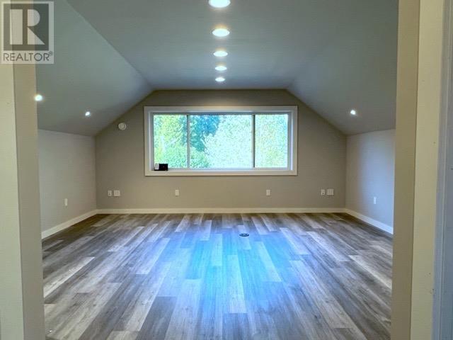 7858-7860 Redrooffs Road, Halfmoon Bay, British Columbia  V7Z 1A4 - Photo 34 - R2910840