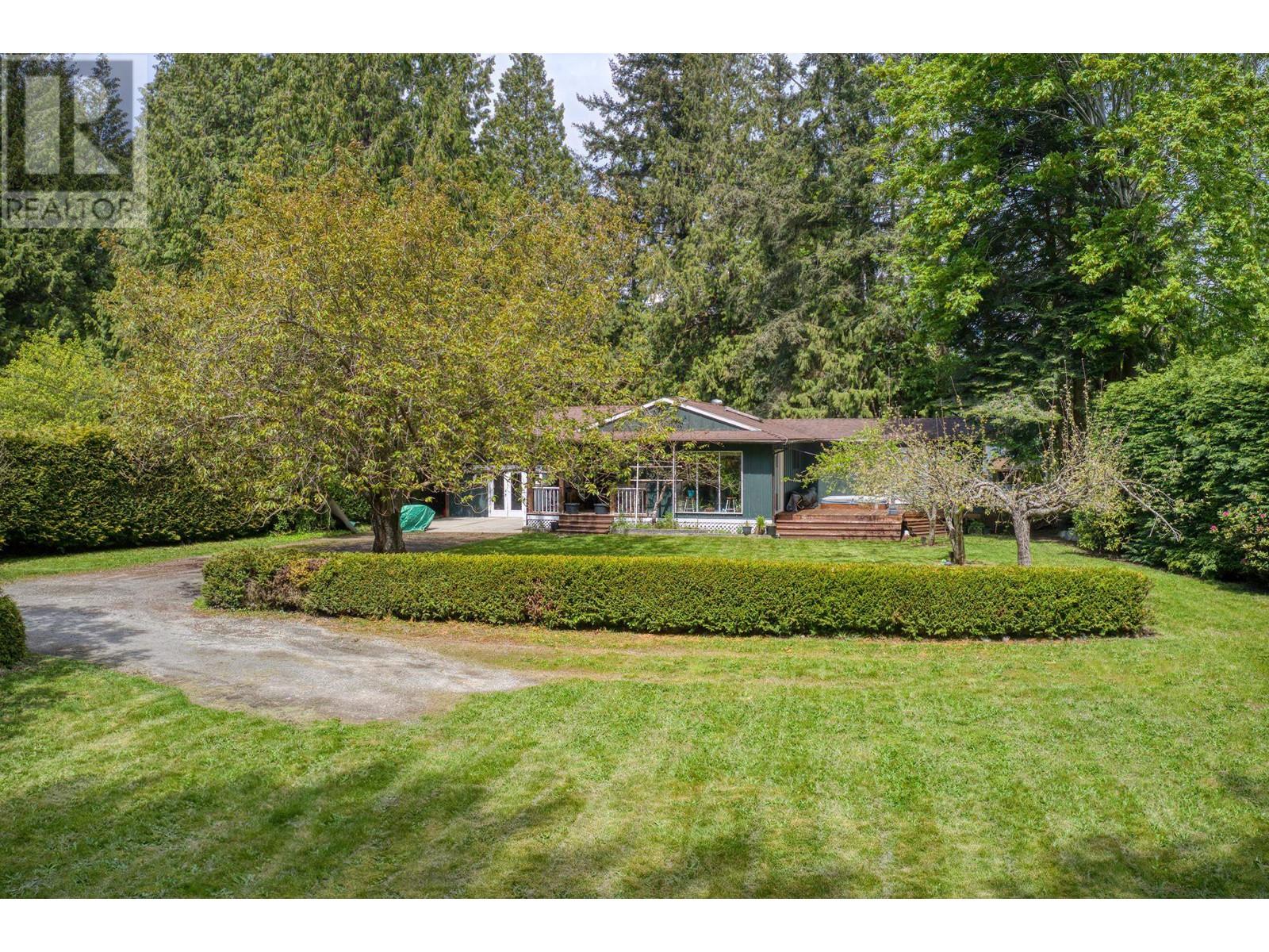 7858-7860 Redrooffs Road, Halfmoon Bay, British Columbia  V7Z 1A4 - Photo 38 - R2910840