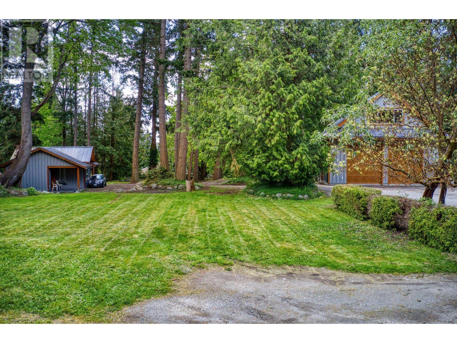 7858-7860 Redrooffs Road, Halfmoon Bay, British Columbia  V7Z 1A4 - Photo 40 - R2910840