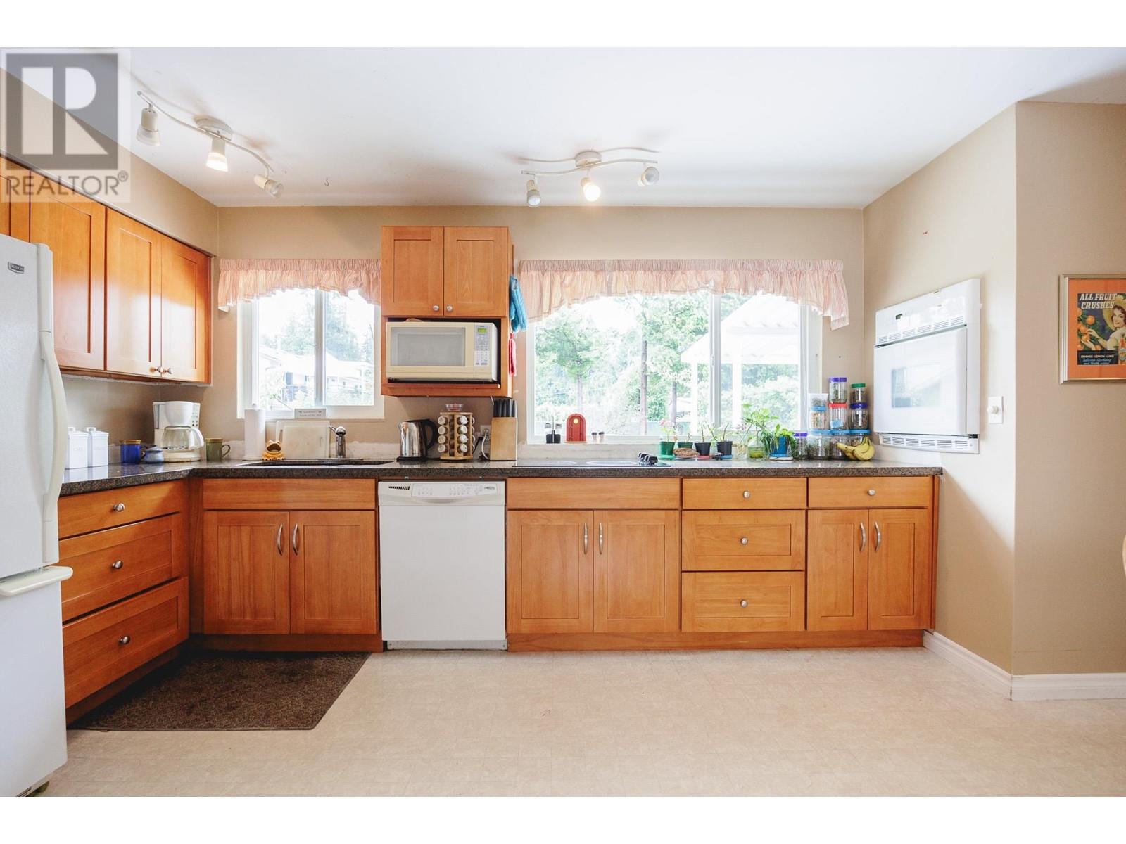 21437 122 Avenue, Maple Ridge, British Columbia  V2X 3W7 - Photo 5 - R2910884