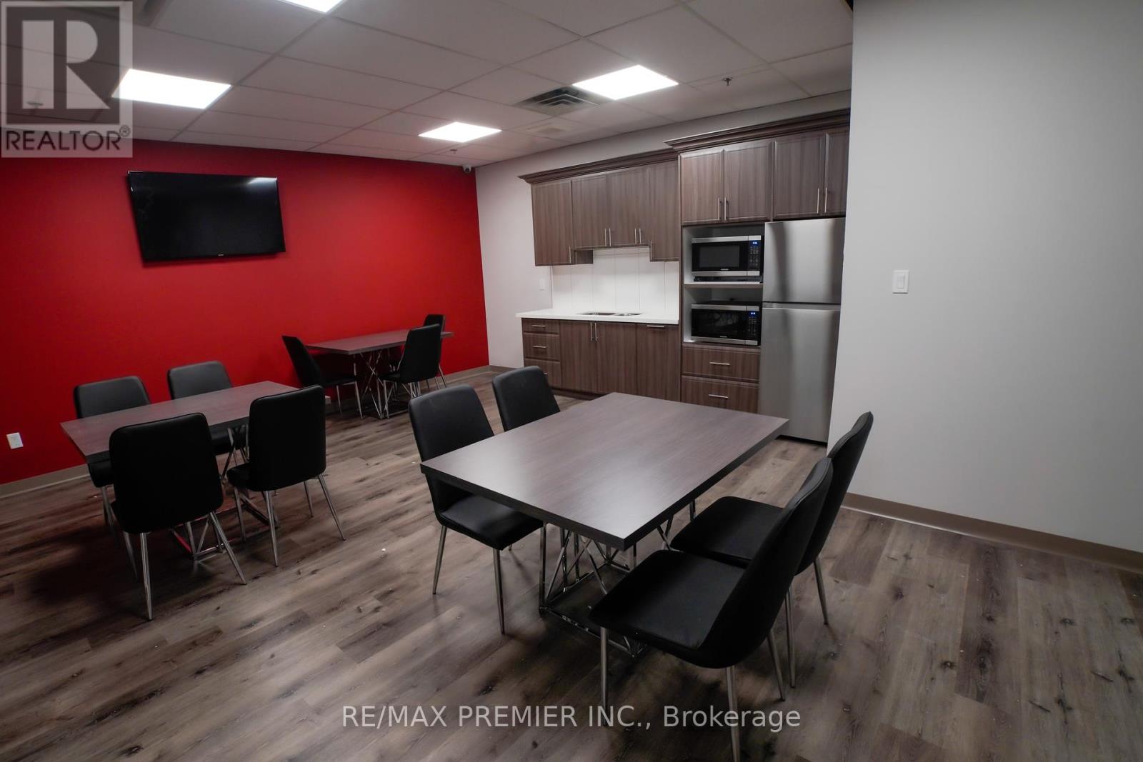 100-25 - 1075 North Service Road, Oakville (Glen Abbey), Ontario  L6M 2G2 - Photo 12 - W9233832