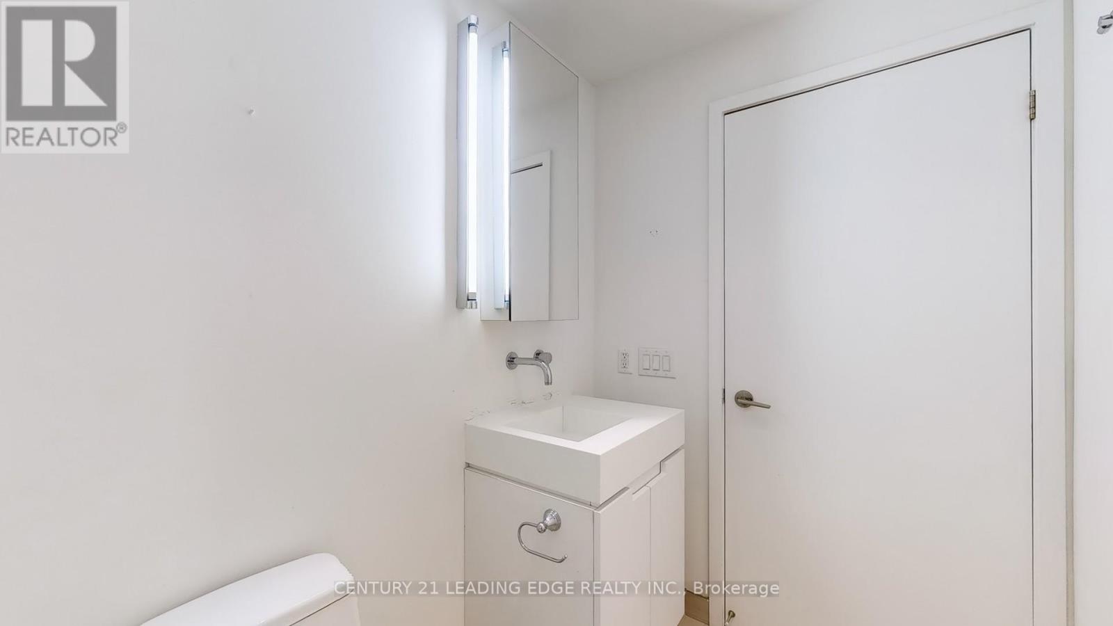 Th 2 - 25 Oxley Street, Toronto (Waterfront Communities), Ontario  M5V 2J5 - Photo 26 - C9233915