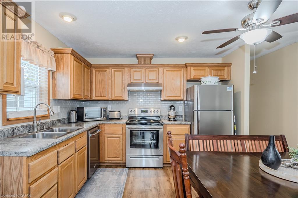 41 Cedarbush Crescent Pvt Crescent, Puslinch, Ontario  N0B 2J0 - Photo 4 - 40627729