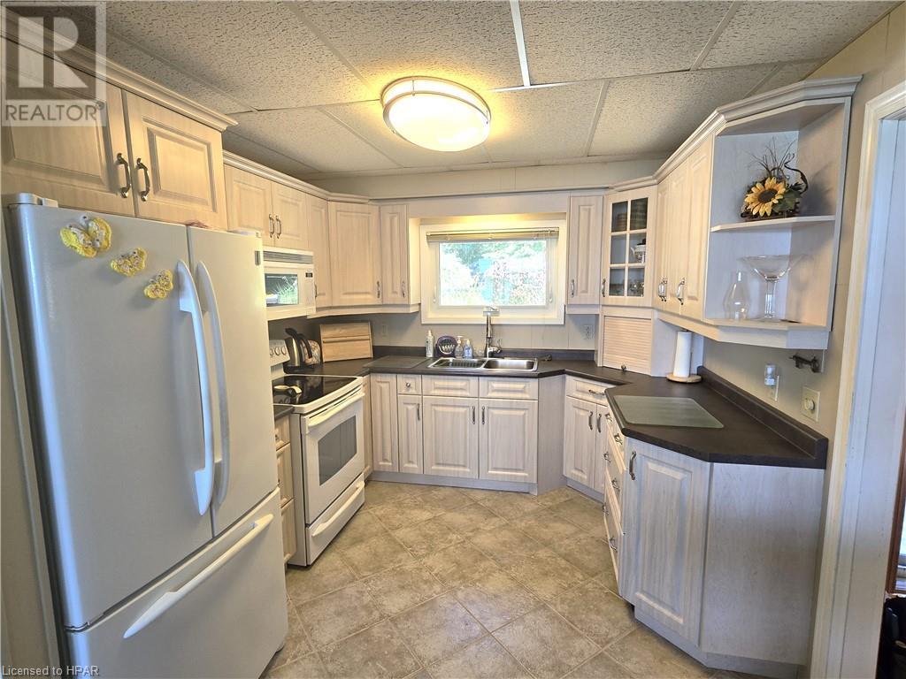 554 Road 5 S, Conestogo Lake, Ontario  N0G 1P0 - Photo 32 - 40625280