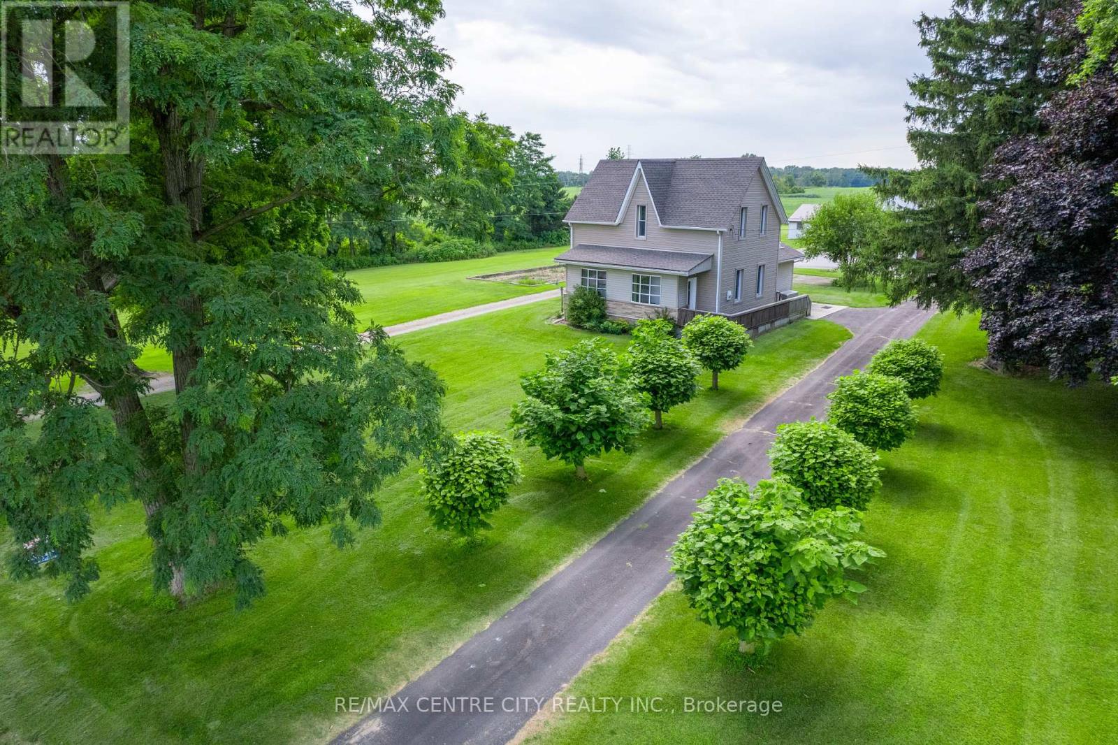 6924 Calvert Drive, Strathroy-Caradoc, Ontario  N7G 3H5 - Photo 32 - X9234144