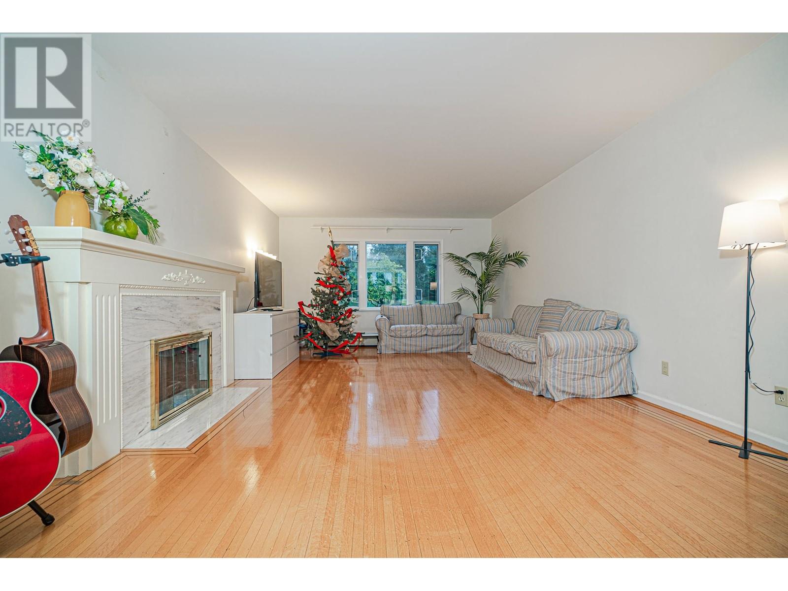 6812 Arbutus Street, Vancouver, British Columbia  V6P 5S7 - Photo 5 - R2852485