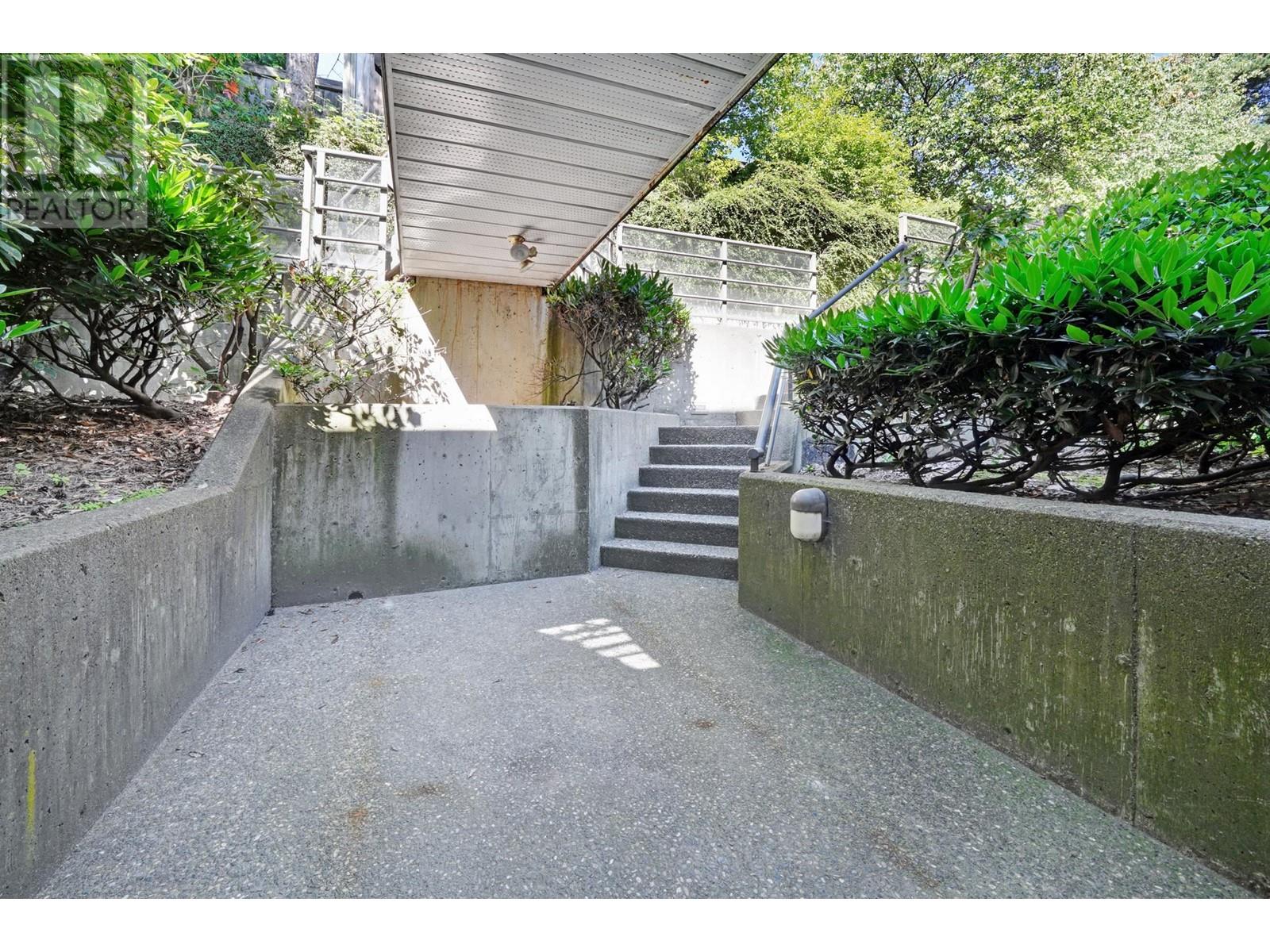 1 2150 Se Marine Drive, Vancouver, British Columbia  V5P 2S1 - Photo 27 - R2910838