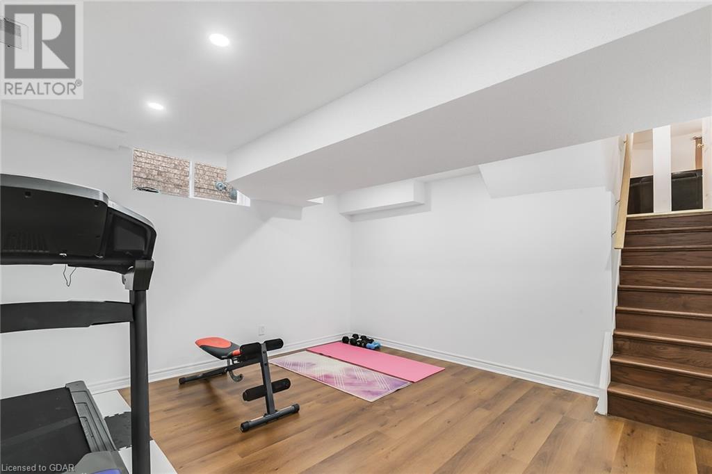 1 Boulder Crescent, Guelph, Ontario  N1G 5A3 - Photo 31 - 40625099