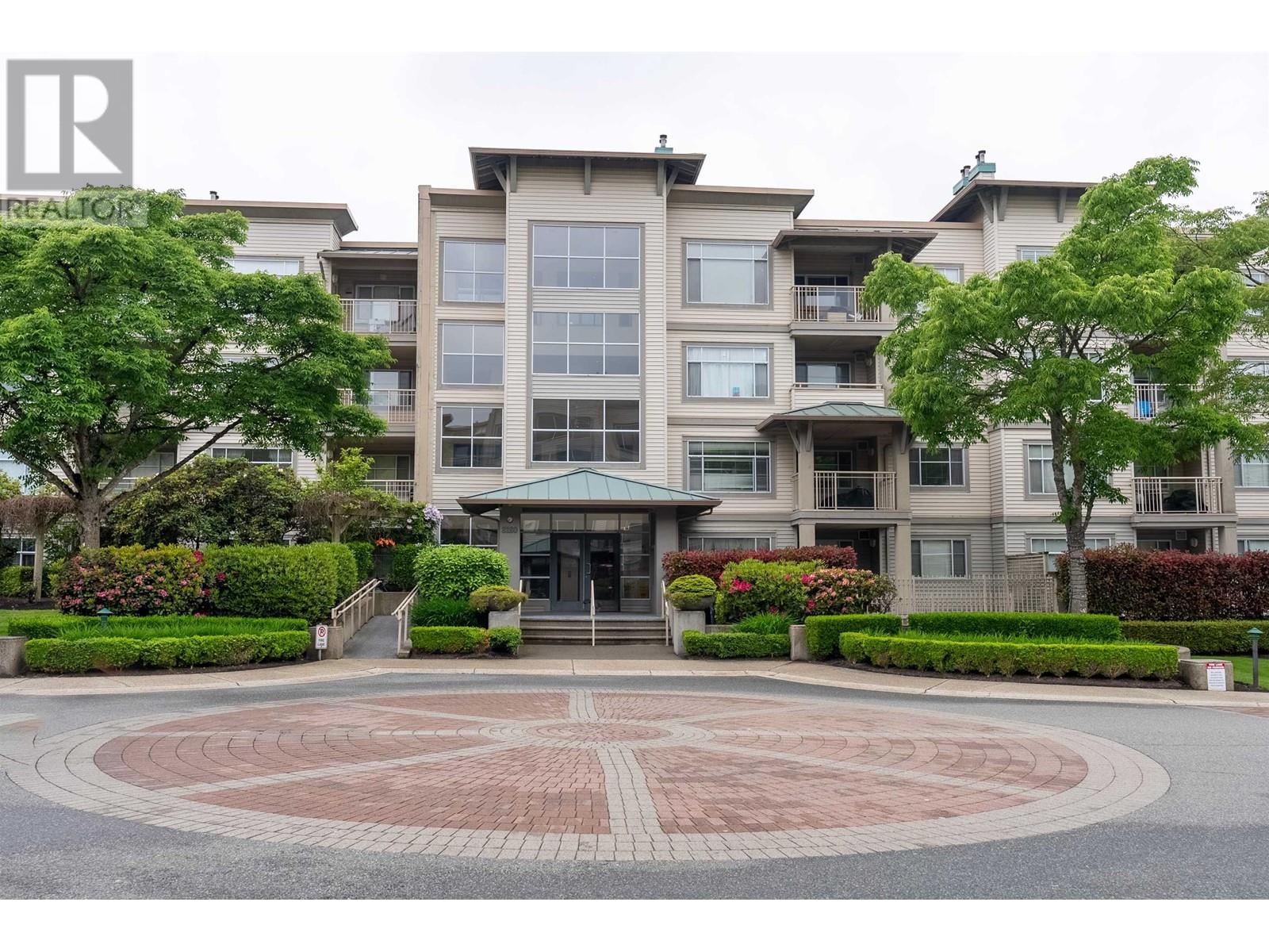 211 8180 Jones Road, Richmond, British Columbia  V6Y 3Z6 - Photo 1 - R2911006