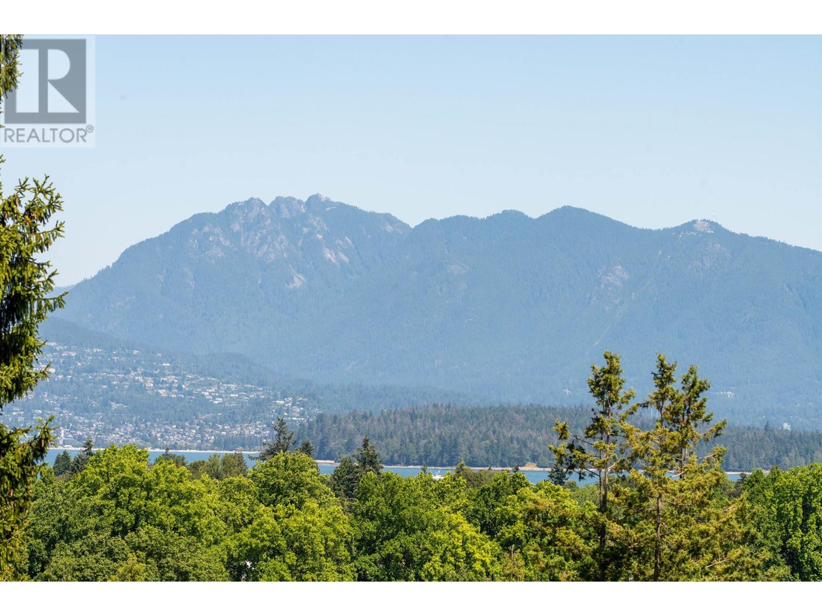 3635 W 14th Avenue, Vancouver, British Columbia  V6R 2W6 - Photo 4 - R2910987
