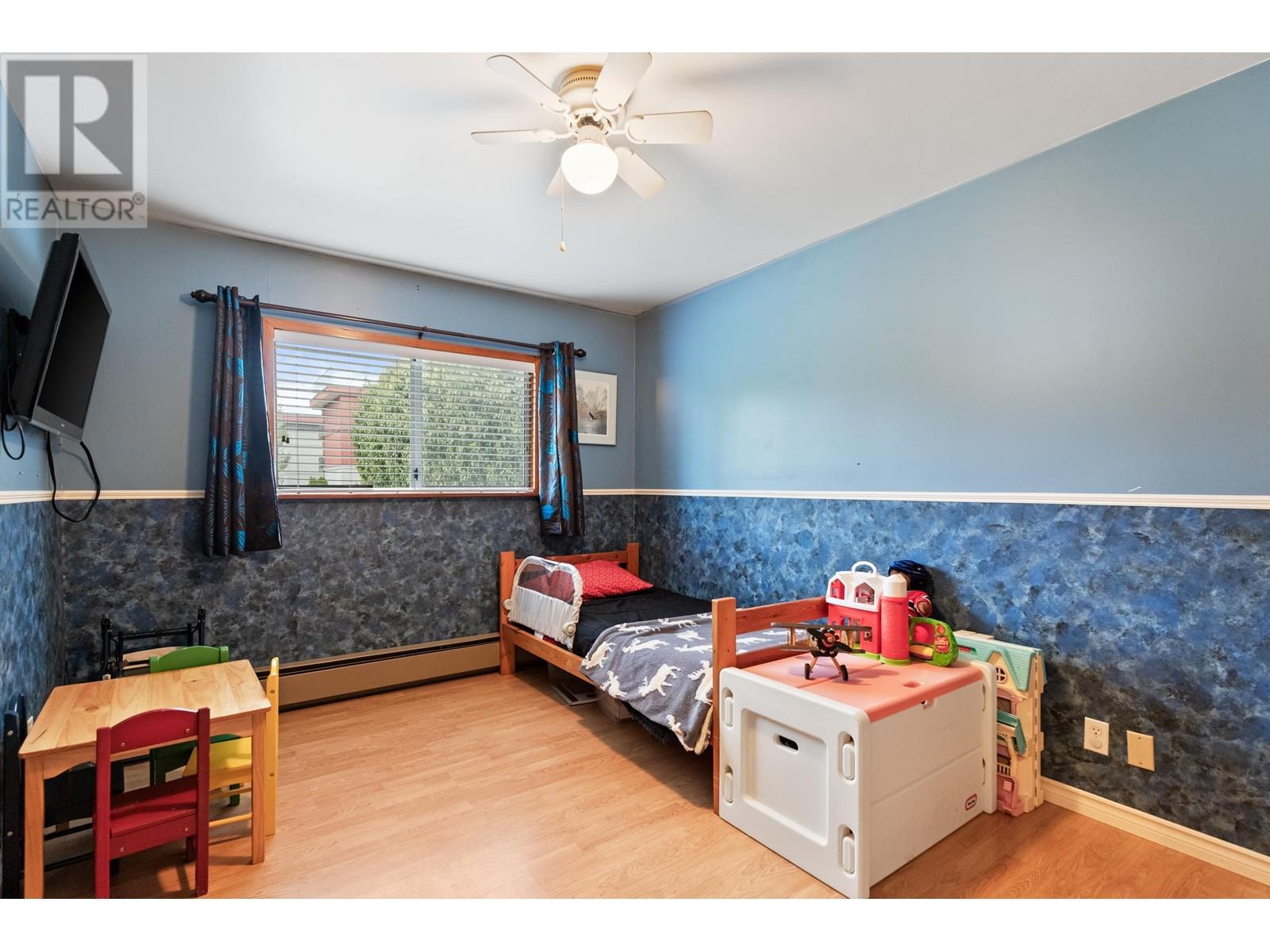22128 119 Avenue, Maple Ridge, British Columbia  V2X 2Y8 - Photo 8 - R2911031