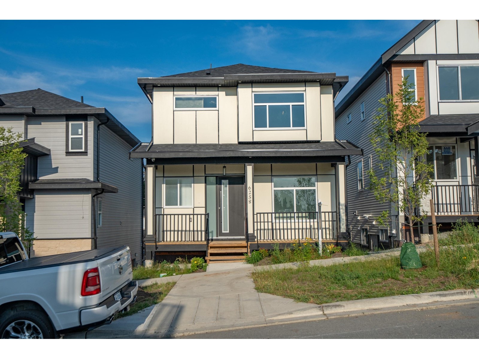 6258 147B STREET, surrey, British Columbia V3S3T1
