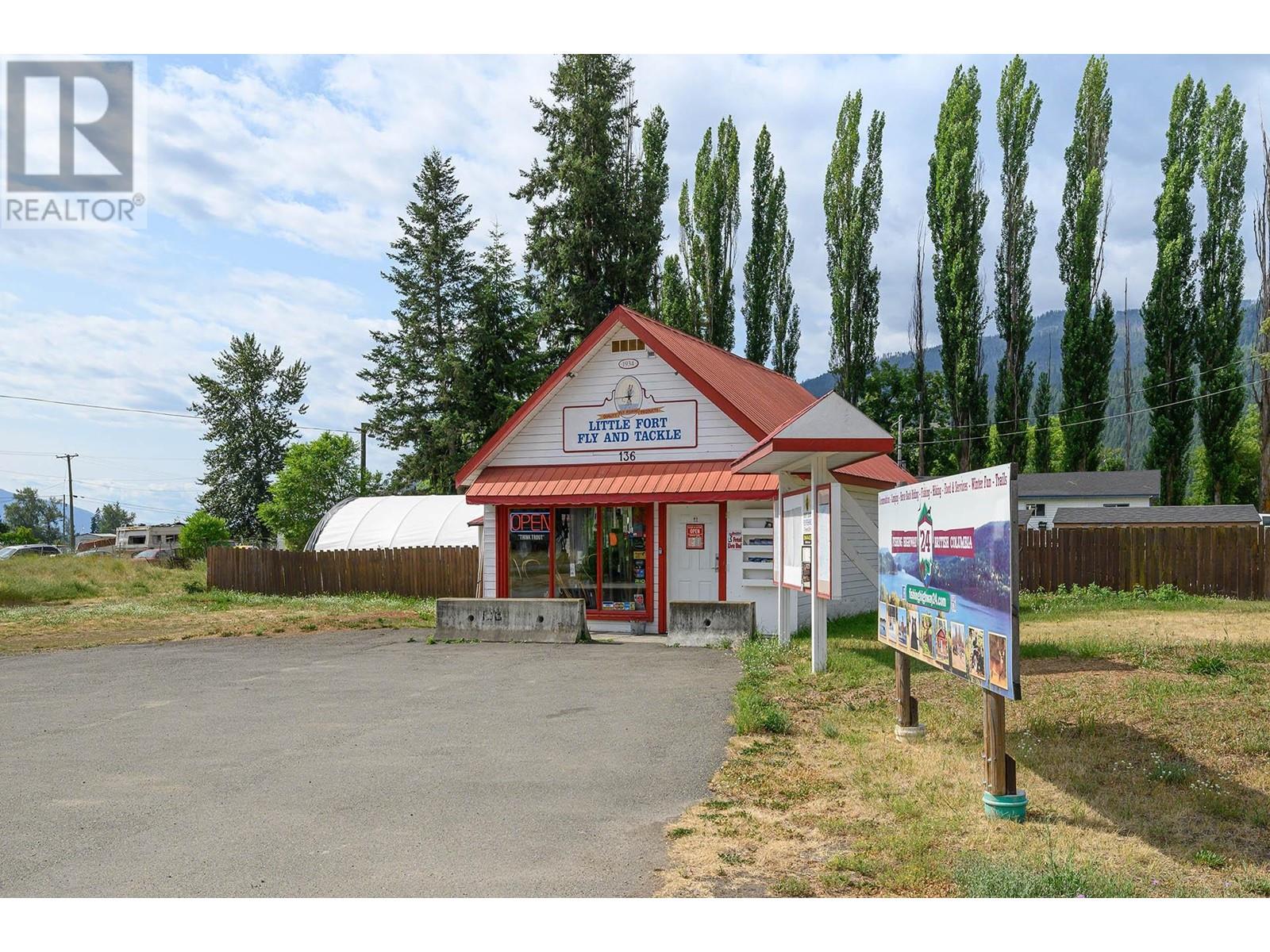 136 Highway 24, Little Fort, British Columbia   - Photo 30 - 180108