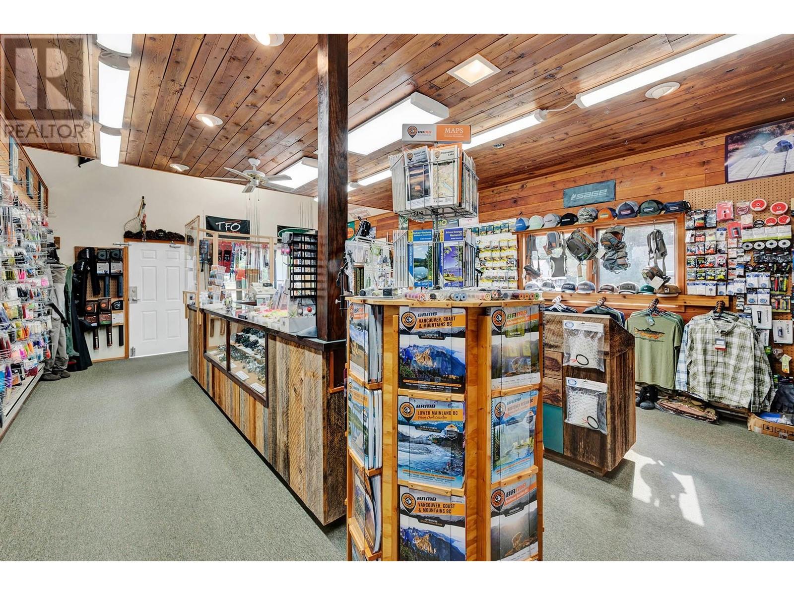 136 Highway 24, Little Fort, British Columbia   - Photo 6 - 180108