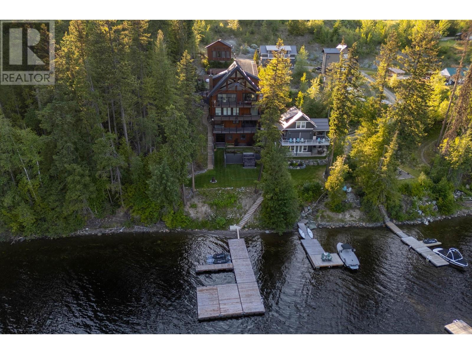 52-7540 RUSSEL CREEK FSR, barriere, British Columbia