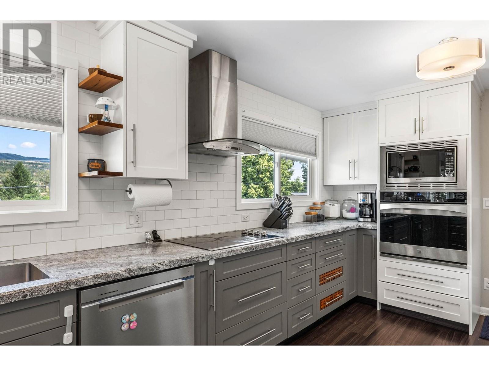 211 Blueberry Place, Kamloops, British Columbia  V2H 1M4 - Photo 15 - 180122