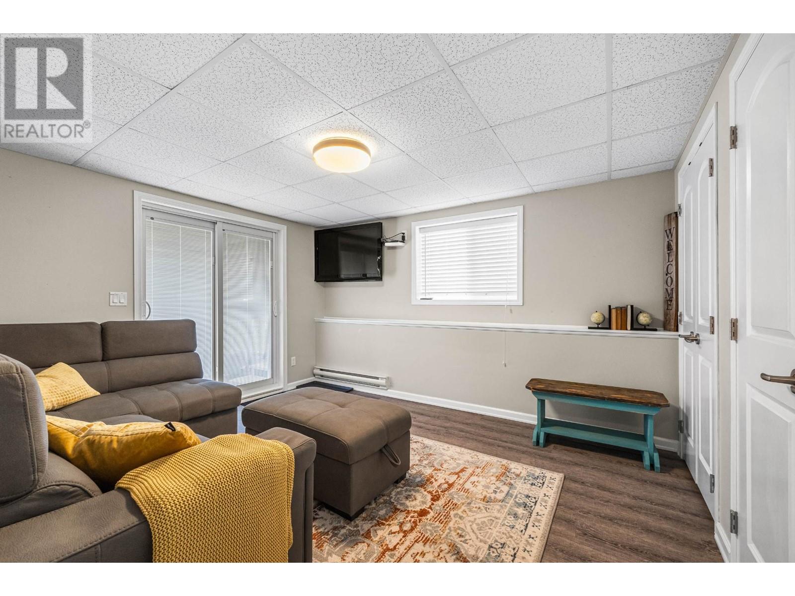 211 Blueberry Place, Kamloops, British Columbia  V2H 1M4 - Photo 25 - 180122