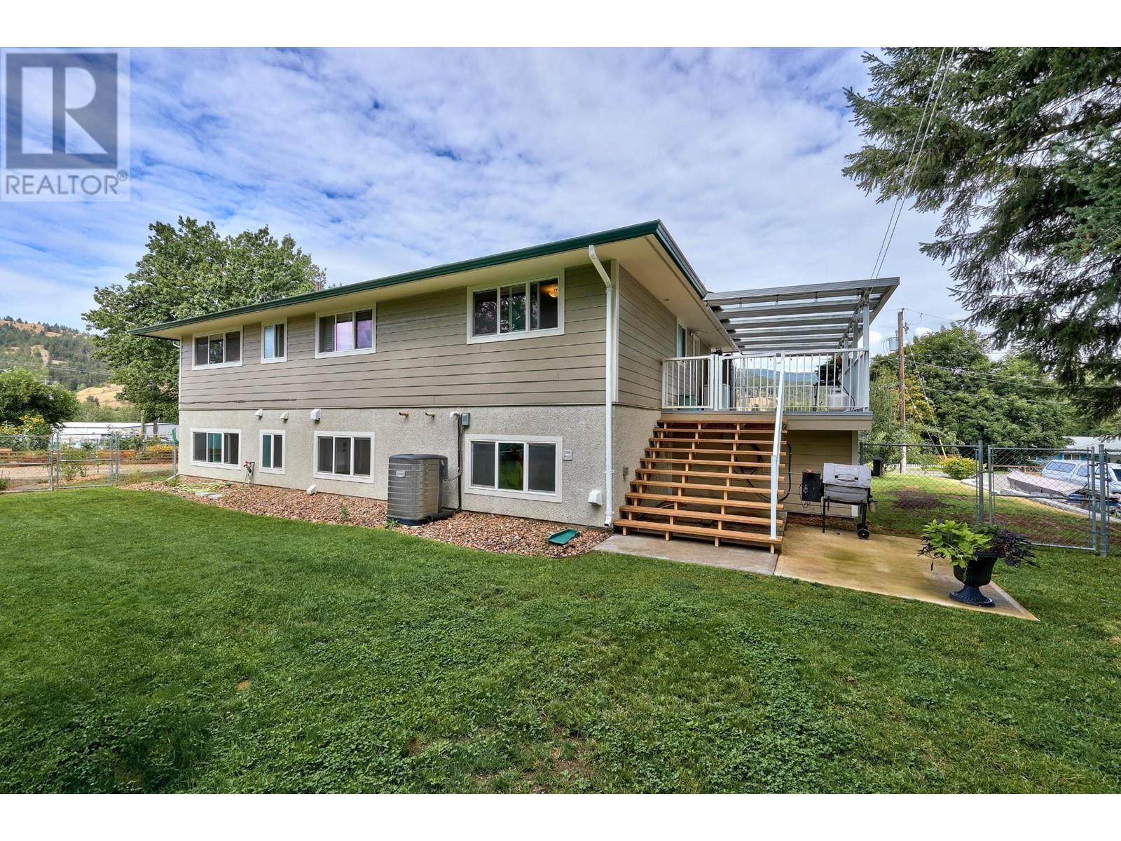 211 Blueberry Place, Kamloops, British Columbia  V2H 1M4 - Photo 34 - 180122