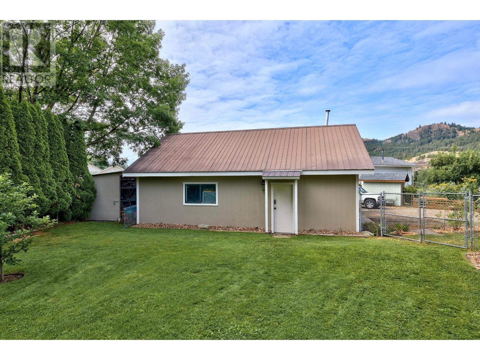 211 Blueberry Place, Kamloops, British Columbia  V2H 1M4 - Photo 35 - 180122