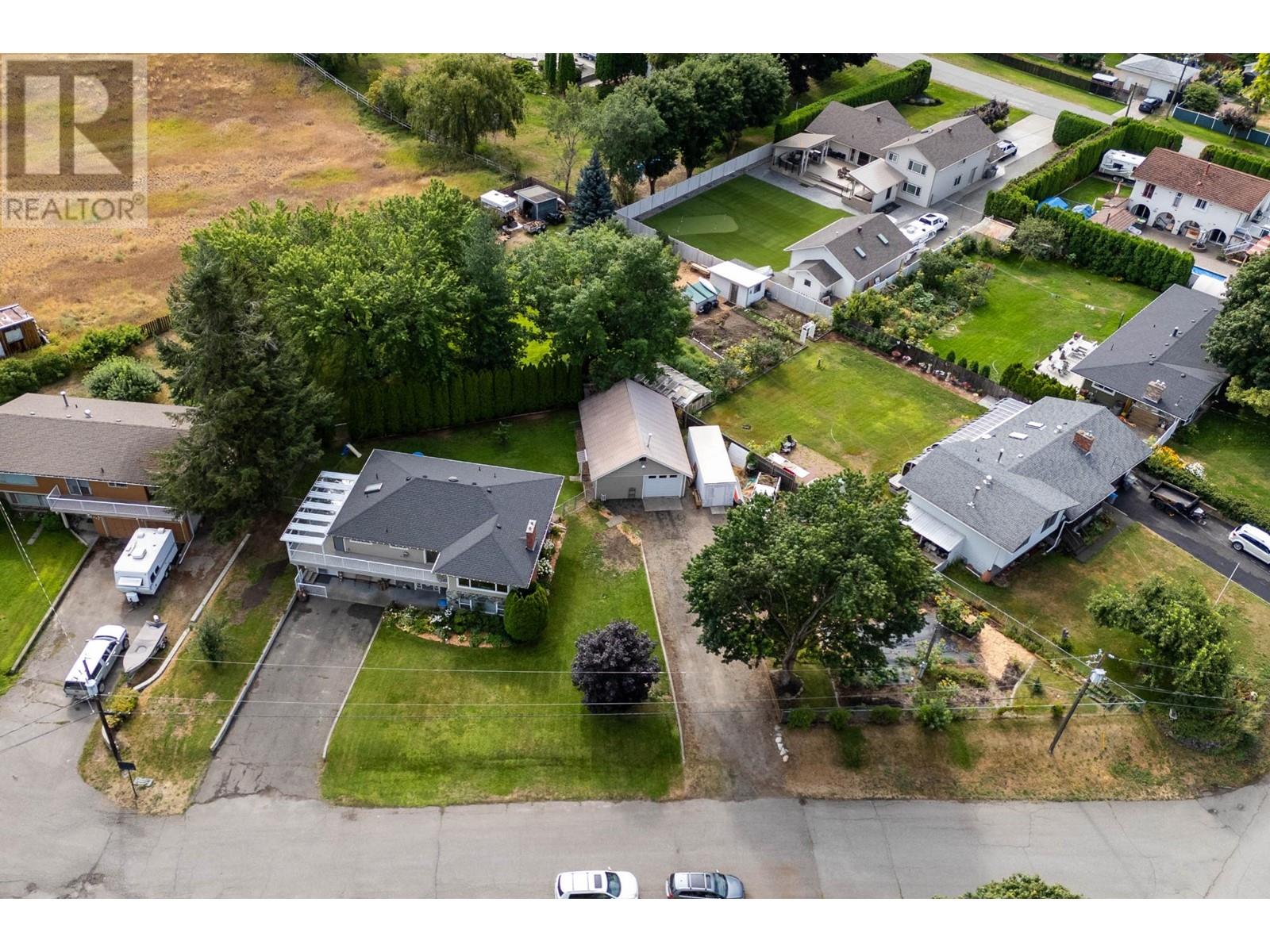 211 Blueberry Place, Kamloops, British Columbia  V2H 1M4 - Photo 41 - 180122