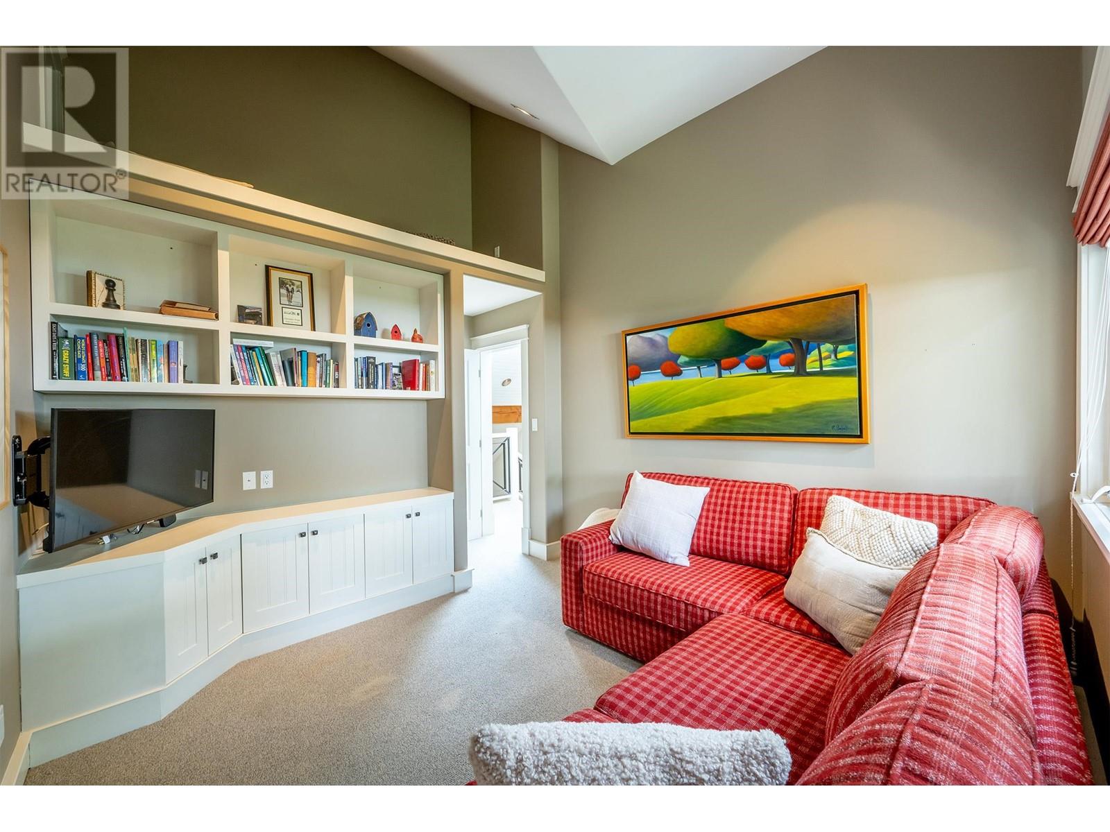 7313 Fitzsimmons Road South, Whistler, British Columbia  V8E 0E5 - Photo 18 - R2911091