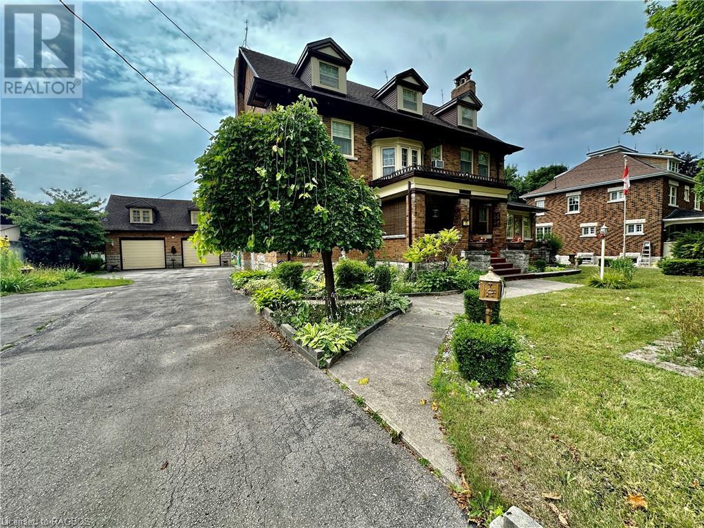 75 10th Street, Hanover, Ontario  N4N 1M9 - Photo 1 - 40627983