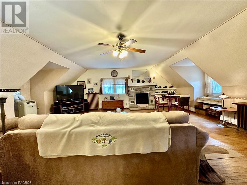 75 10th Street, Hanover, Ontario  N4N 1M9 - Photo 22 - 40627983