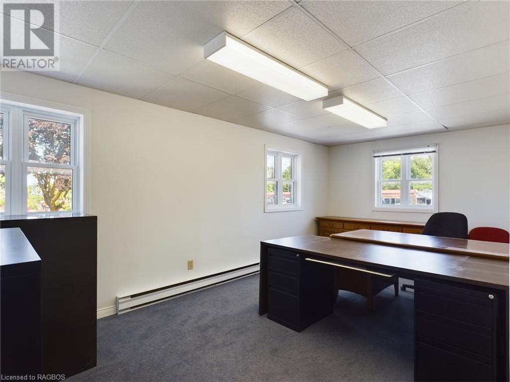 926 Queen Street, Kincardine, Ontario  N2Z 2Y2 - Photo 17 - 40627951