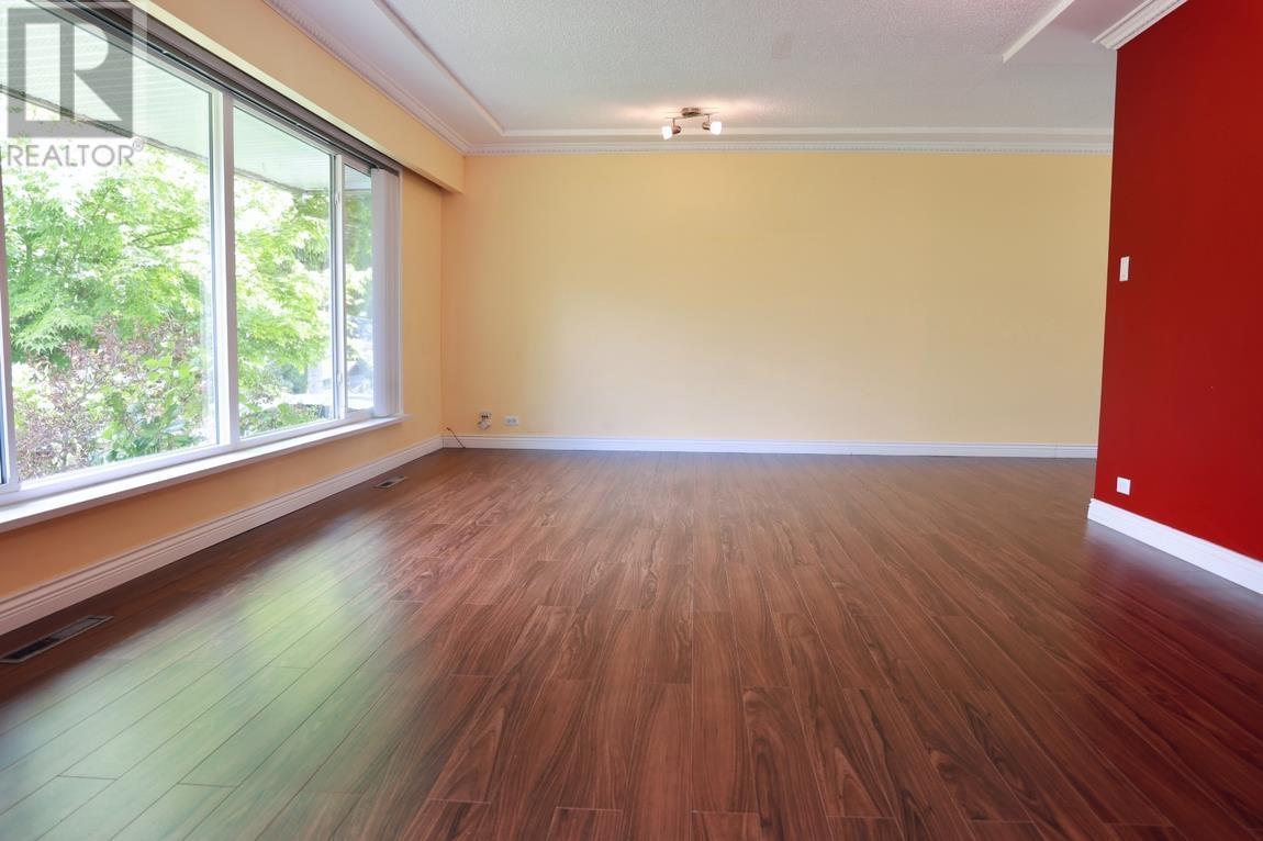 394 Blue Mountain Street, Coquitlam, British Columbia  V3K 4J8 - Photo 6 - R2911046