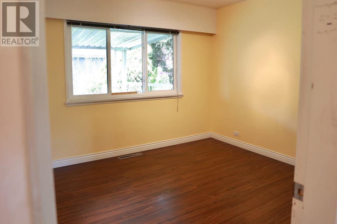 394 Blue Mountain Street, Coquitlam, British Columbia  V3K 4J8 - Photo 9 - R2911046