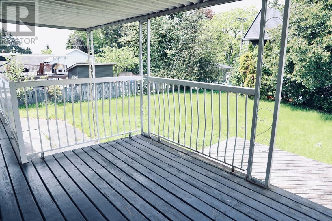 394 Blue Mountain Street, Coquitlam, British Columbia  V3K 4J8 - Photo 3 - R2911046